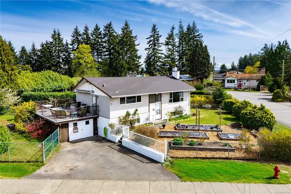 571 Maria Grove, Campbell River BC V9W 3Y1