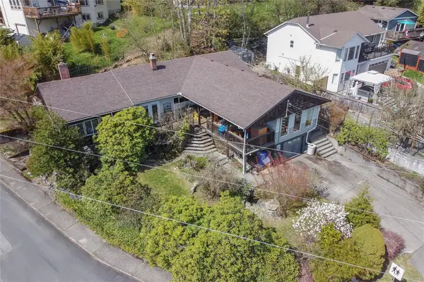 139 North Shore Rd, Lake Cowichan BC V0R 2G0