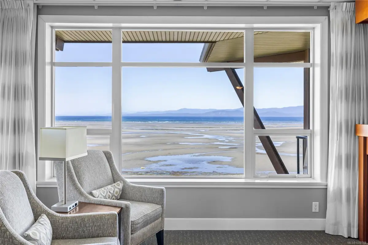 181 Beachside Dr, Parksville BC V9P 2H5