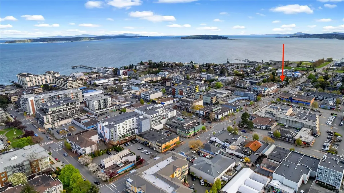 9691 Fifth St, Sidney BC V8L 2W9