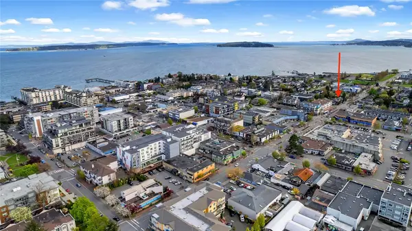 9691 Fifth St, Sidney BC V8L 2W9 - 2 bed, 1 bath in Sidney