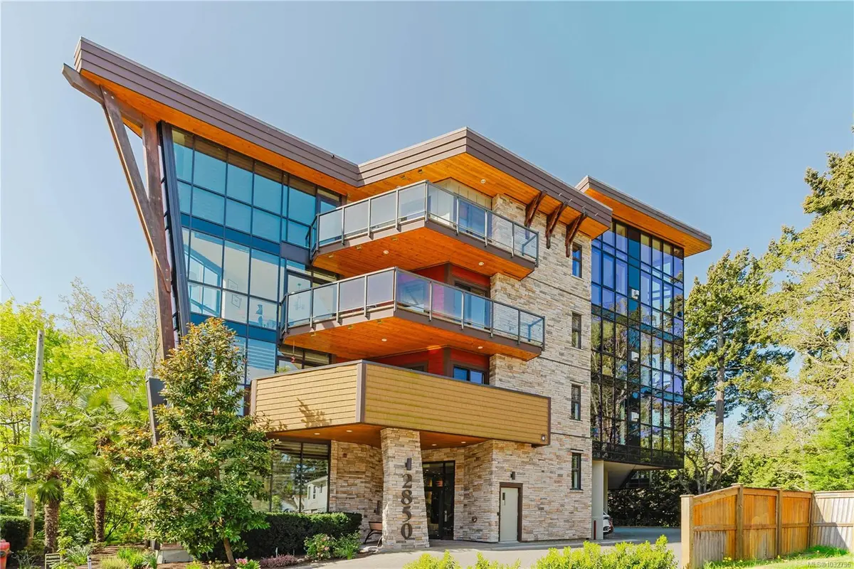 2850 Aldwynd Rd #402, Langford BC V9B 3S7