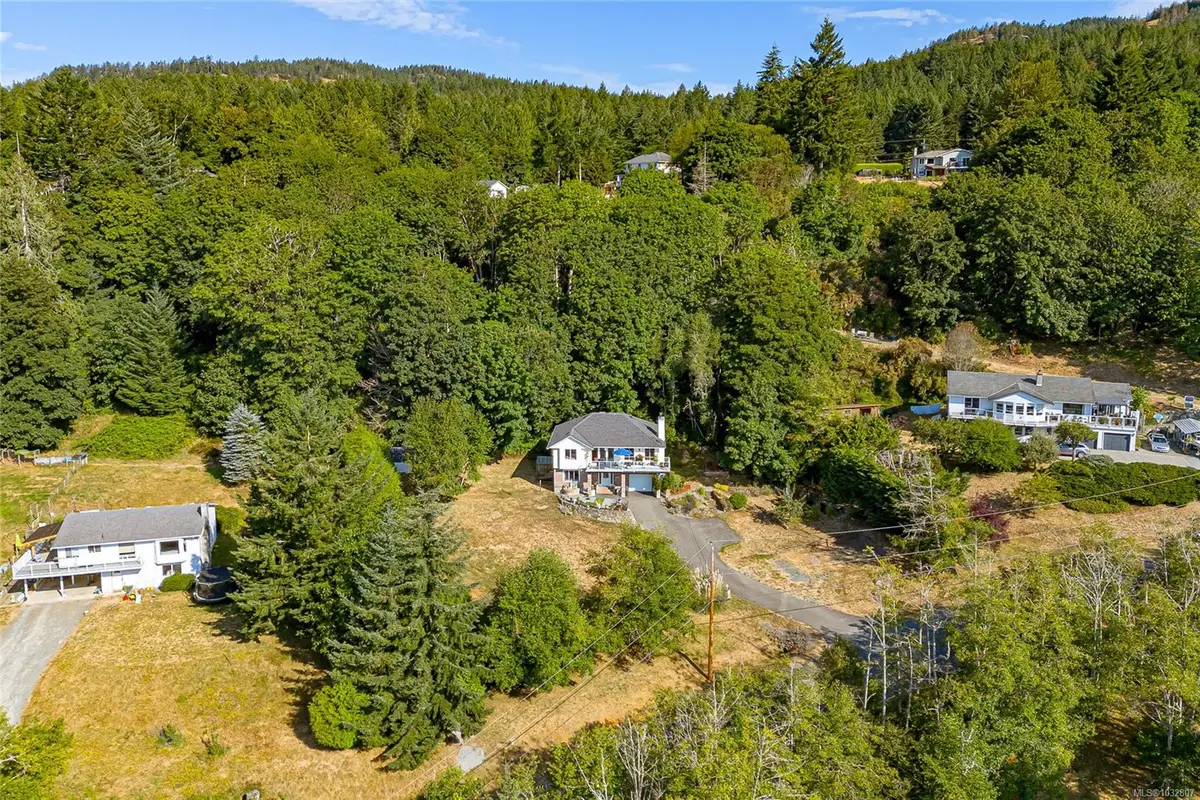 2074 Ludlow Rd, Sooke BC V9Z 0E6