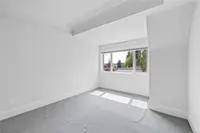 View 32