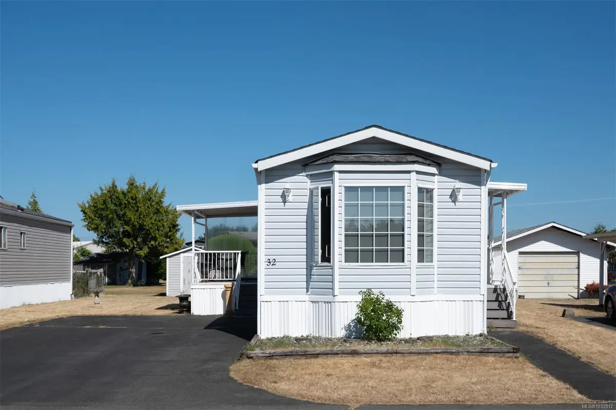 450 Stanford Ave E # 32, Parksville BC V9P 1V8