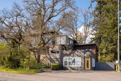 1168 Burnside Rd W, Saanich BC V8Z 1N6