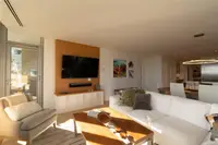 View 25