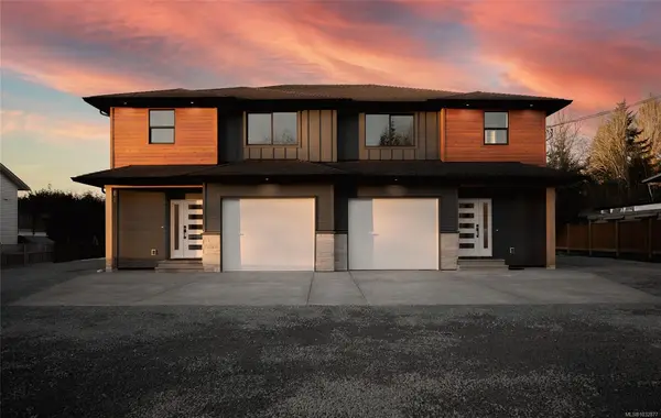 1655 Nursery Rd # A, Campbell River BC V9W 4V4 - 3 bed, 3 bath in Campbell River
