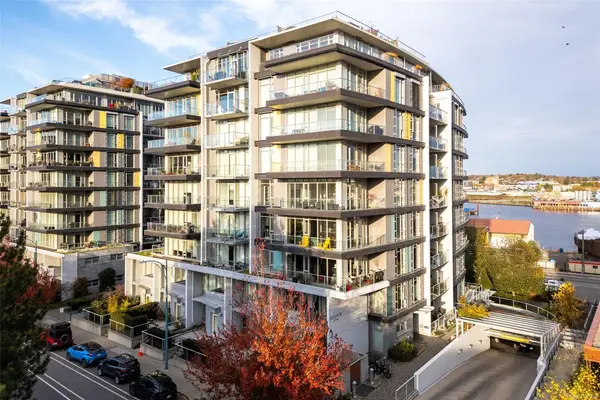 373 Tyee Rd # 308, Victoria BC V9A 0B3