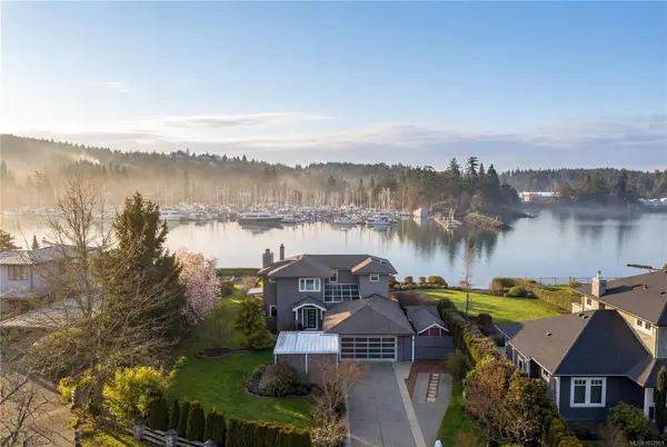 10680 Blue Heron Rd, North Saanich BC V8L 5S6