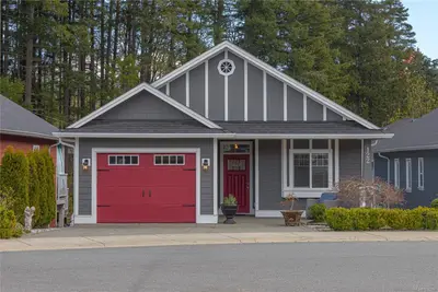 122 Village Way, Duncan BC V9L 0G6