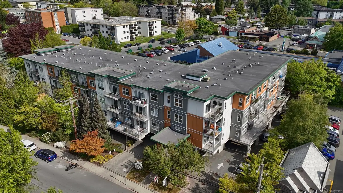 1550 Church Ave #207, Saanich BC V8P 2H1