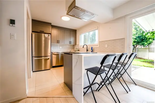 2860 Sooke Lake Rd # 102, Langford BC V9B 4R3 - 2 bed, 2 bath in Langford