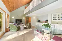 View 10