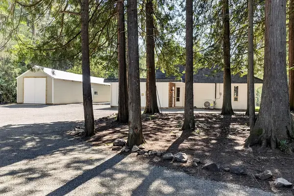 400 Manse Rd, French Creek BC V9Y 2B2