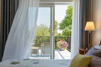 View 33
