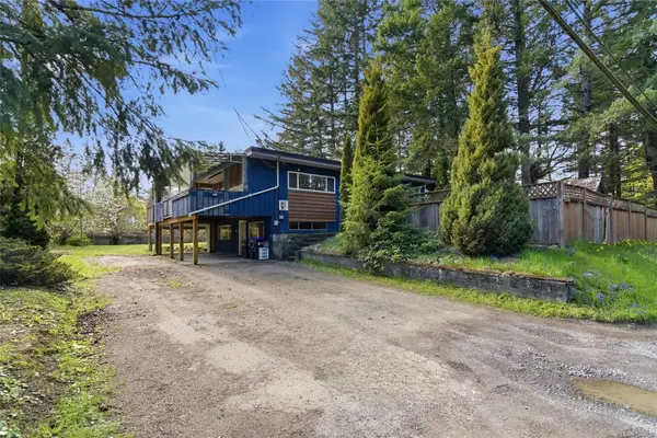 1747 Cedar Rd NE, Nanaimo BC V9X 1L5