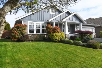 2390 Idiens Way, Courtenay BC V9N 9J3