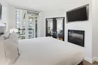 View 10