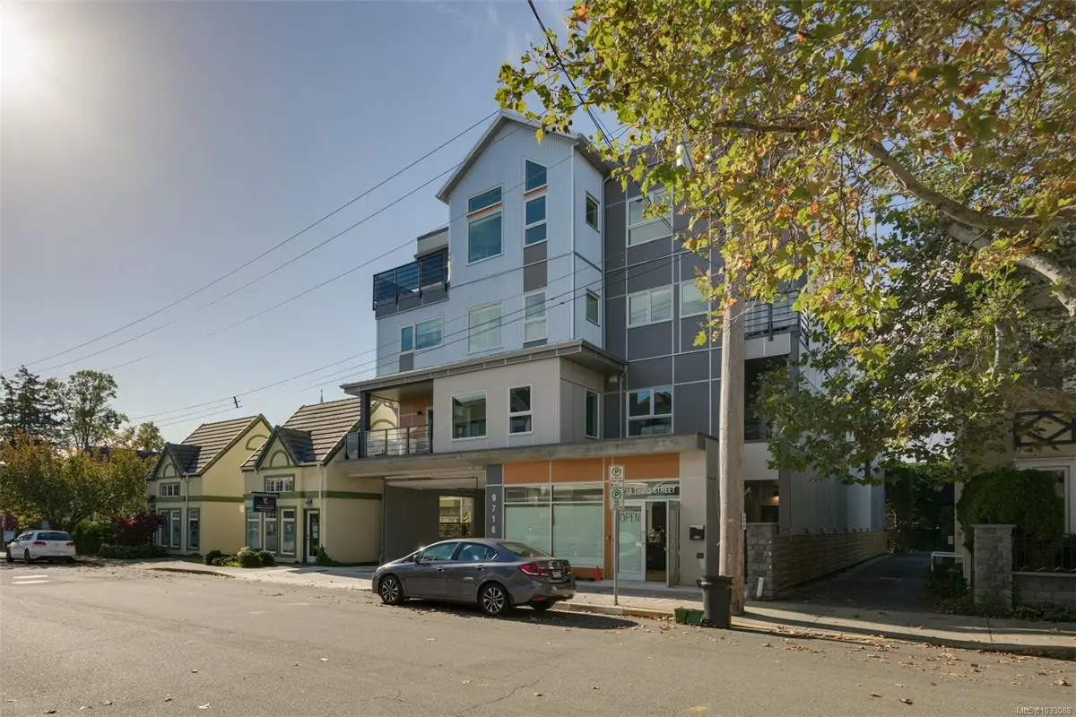9716 Third St # 401, Sidney BC V8L 3A2