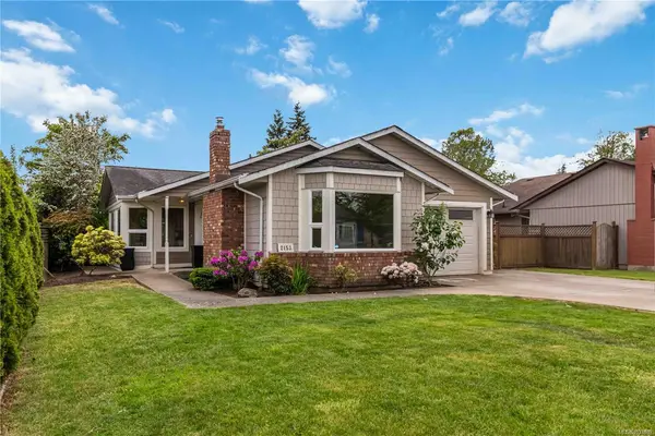 2153 Jahn Pl, Sidney BC V8L 5C1