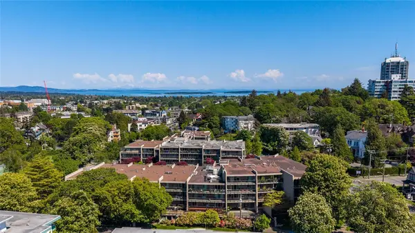 1419 Stadacona Ave # 205, Victoria BC V8S 5J3