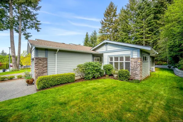 2001 Blue Jay Pl # 83, Courtenay BC V9N 4A8 - 2 bed, 2 bath in Courtenay
