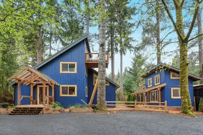 1993 Coleman Rd, Courtenay BC V9J 1V8