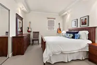 View 32