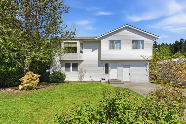 468 Mulberry Dr, Nanaimo BC V9R 6N8 - 5 bed, 2 bath in Nanaimo