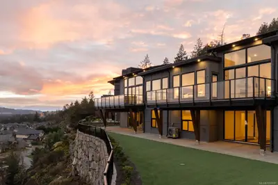 2332 Copper Rock Crt # 121, Langford BC V9B 0G4