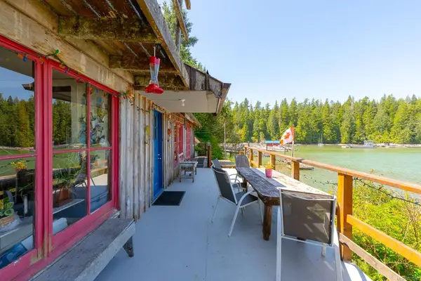 310 Tower Rd, Bamfield BC V0R 1B0 - 2 bed, 1.0 bath in Bamfield