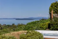 View 25