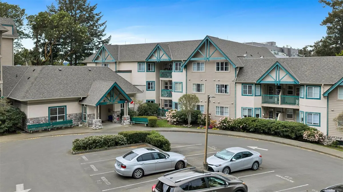 290 Island Hwy #112, View Royal BC V9B 1G5