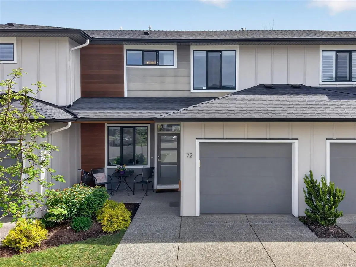 2607 Kendal Ave #72, Cumberland BC V0R 1S0
