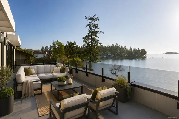 10393 Allbay Rd # 302, Sidney BC V8L 2N8