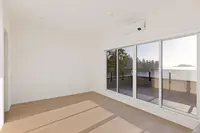 View 10