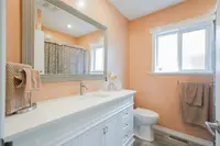 View 32