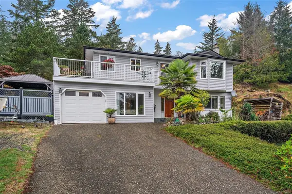 2197 Henlyn Dr, Sooke BC V9Z 0N5 - 5 bed, 2 bath in Sooke