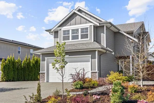 3349 Bolton St, Cumberland BC V0R 1S0