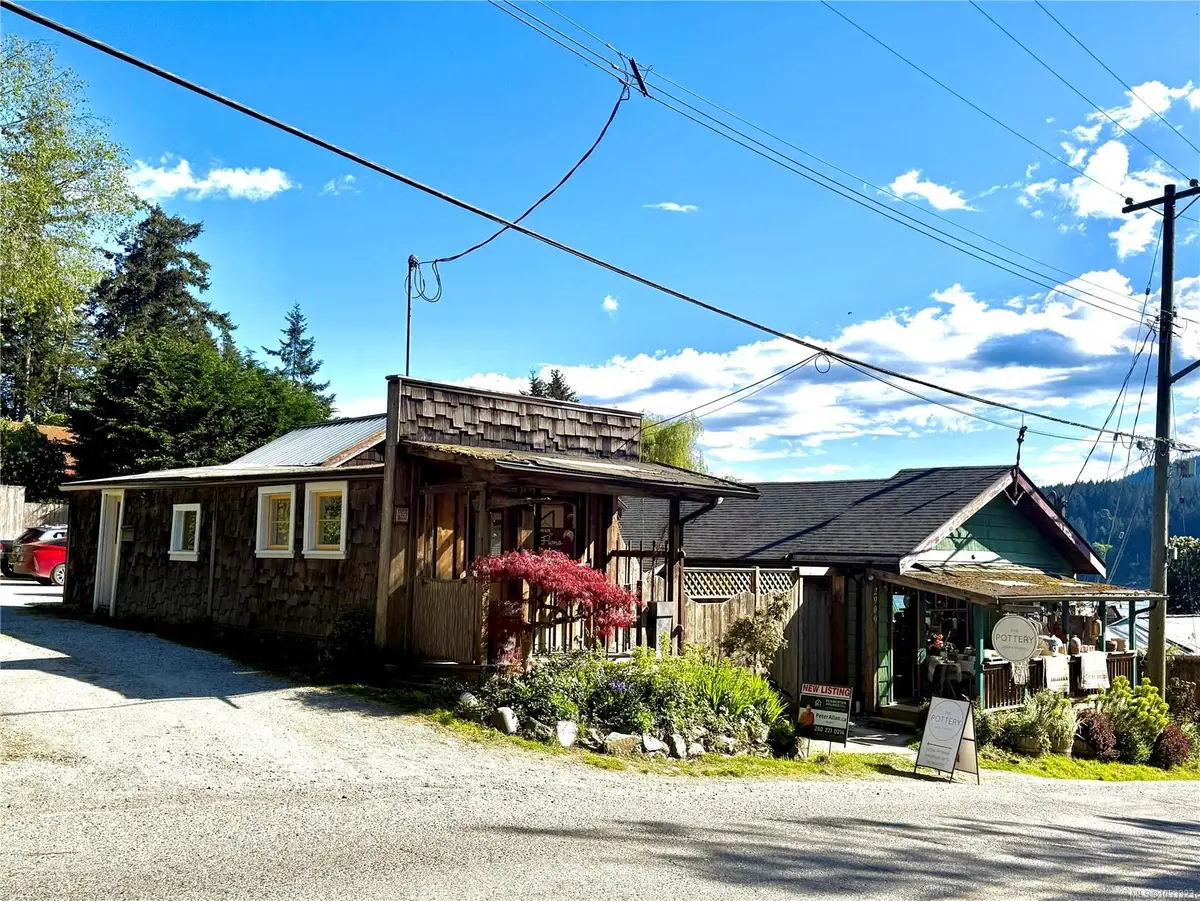 2909 Fulford-Ganges Rd SW, Salt Spring BC V8K 1X6