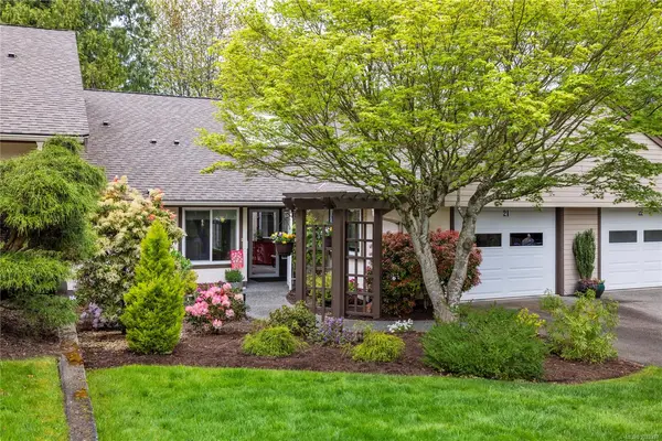 885 Berwick Rd # 21, Qualicum Beach BC V9K 1N7