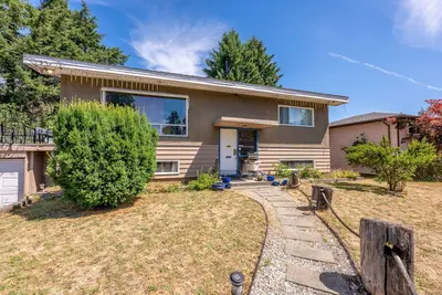 4732 Oakridge Dr, Courtenay BC V9N 6A8