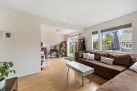 View 16