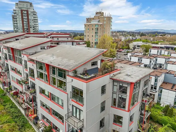 455 Sitkum Rd # 402, Victoria BC V9A 7N9