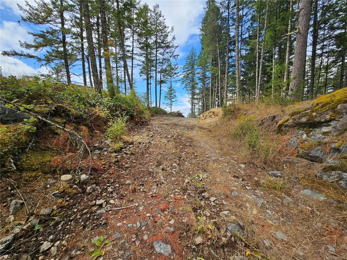 4940 Vinson Lane, Sooke BC V9Z 1M9