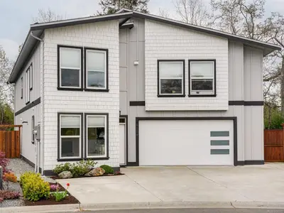 4154 Jagat Pl, Saanich BC V8X 5H3