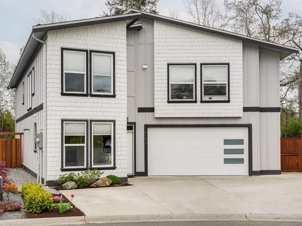 4154 Jagat Pl, Saanich BC V8X 5H3