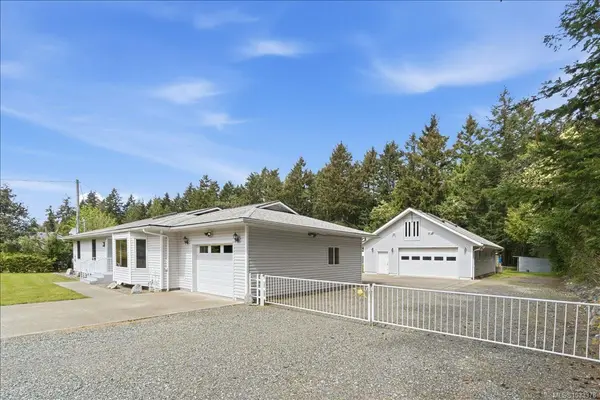 7080 Blackjack Dr, Lantzville BC V0R 2H0