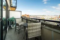 View 16